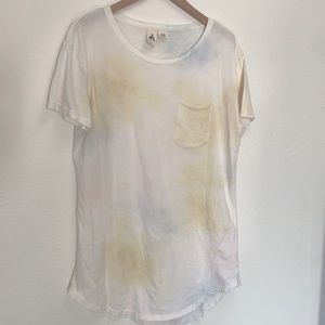 Men’s extended tee size small. Light tie dye